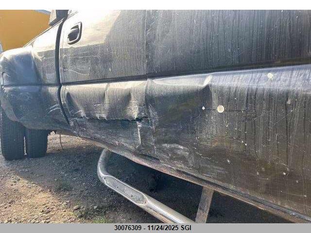 2002 Chevrolet Silverado K3500 VIN: 1GCJK33U52F220538 Lot: 30076309