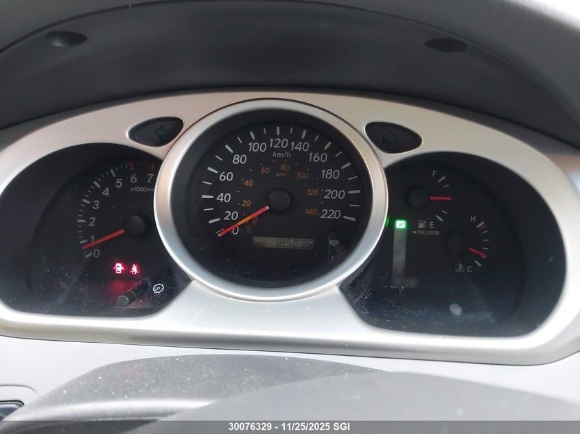 2006 Toyota Highlander Limited VIN: JTEHP21A760181281 Lot: 30076329