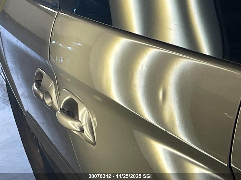 2002 Dodge Grand Caravan Sport VIN: 2B4GP44R62R697156 Lot: 30076342