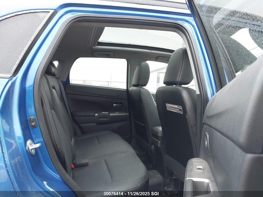 2018 Mitsubishi Rvr Se Limited/Gt VIN: JA4AJ4AW0JZ613402 Lot: 30076414