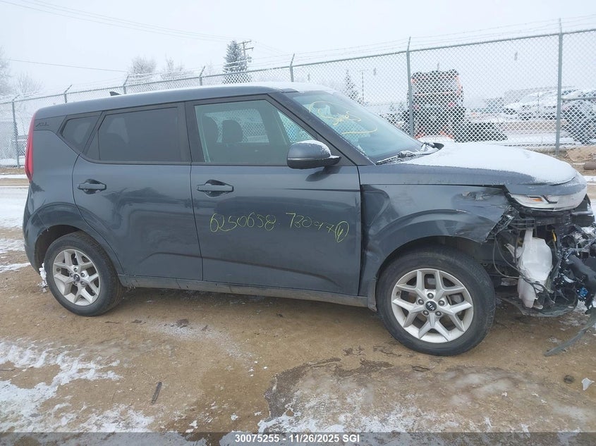 2020 Kia Soul Ex VIN: KNDJ33AU2L7730597 Lot: 30075255