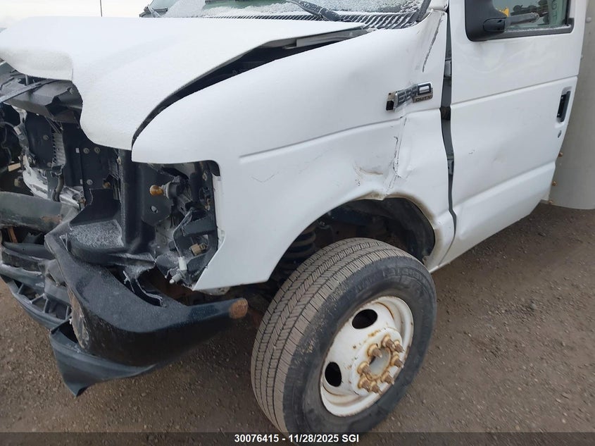 2010 Ford Econoline E350 Super Duty Ctway Van VIN: 1FDWE3FL1ADA24389 Lot: 30076415