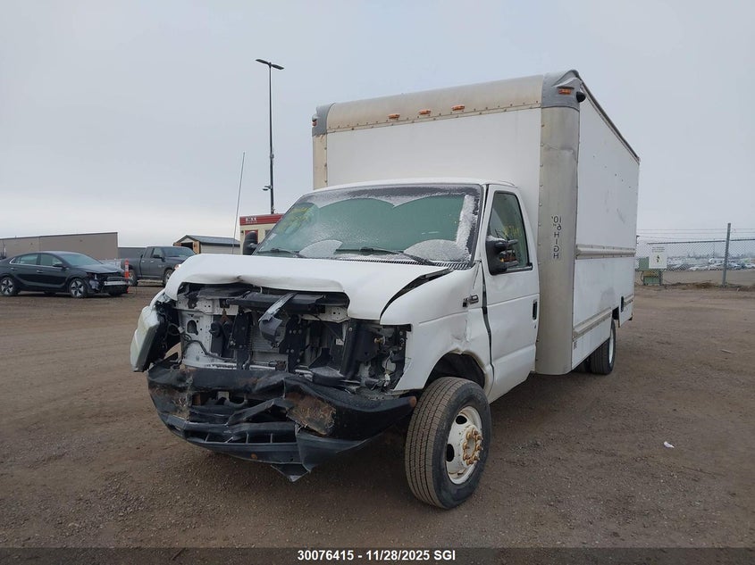 1FDWE3FL1ADA24389 2010 FORD ECONOLINE photo no. 2