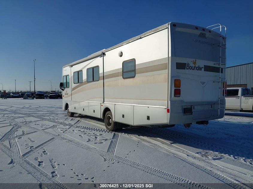 1F6NF53Y260A07921 2006 FORD F550 photo no. 3