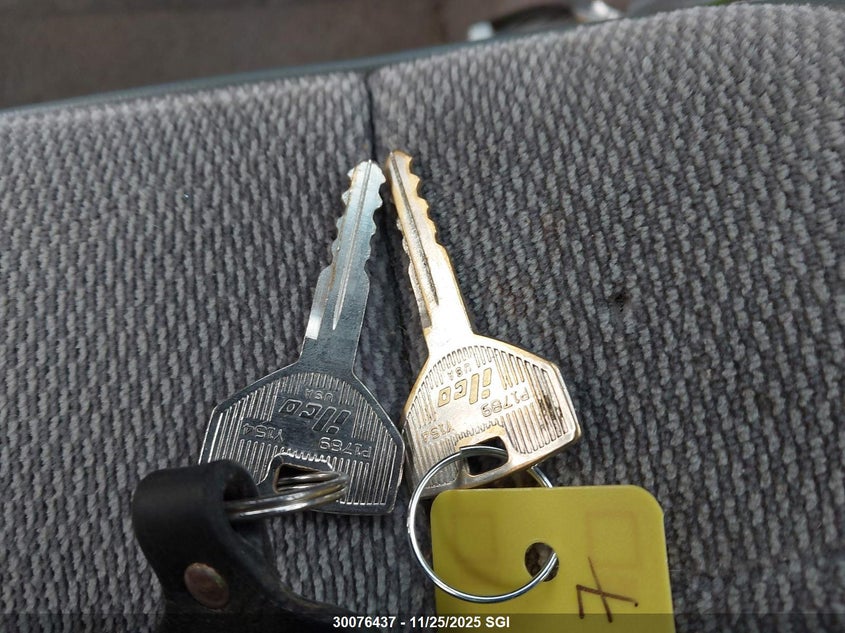 1989 Dodge Spirit VIN: 1B3BA46K1KF492013 Lot: 30076437