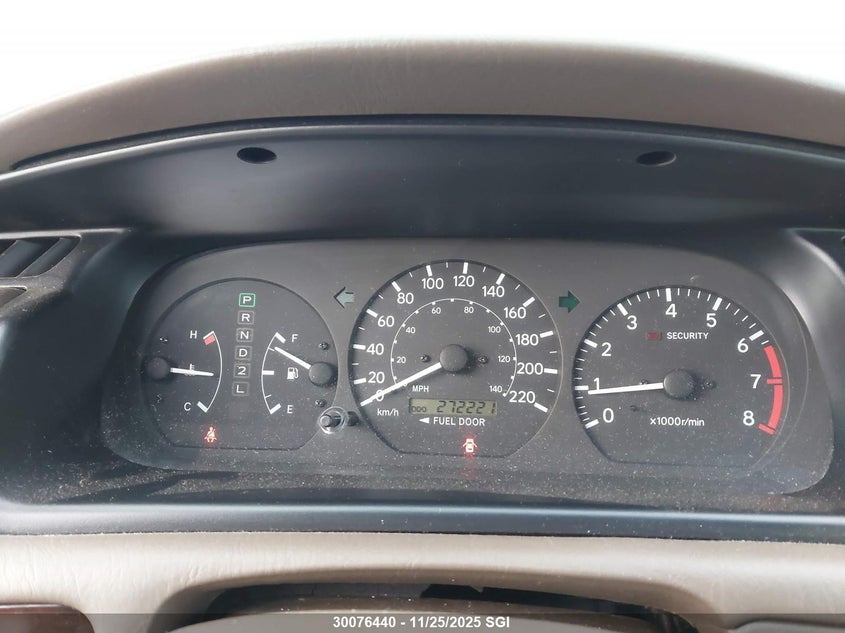 2000 Toyota Camry Ce/Le/Xle VIN: JT2BF22K3Y0260723 Lot: 30076440