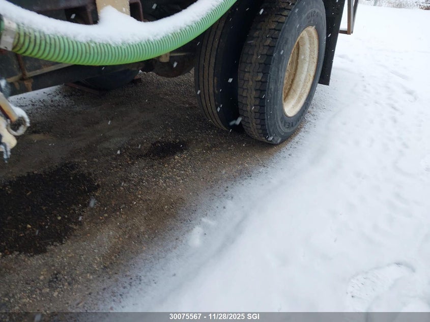 1999 International 4000 4700 VIN: 1HTSCAAM3XH226121 Lot: 30075567