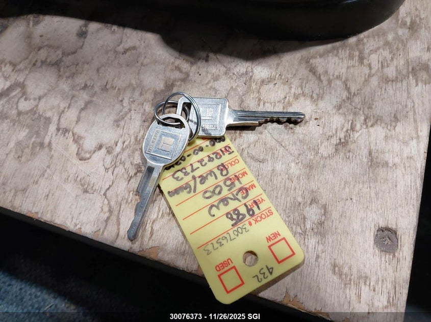 1988 Chevrolet Gmt-400 C1500 VIN: 2GCDC14H3J1292733 Lot: 30076373