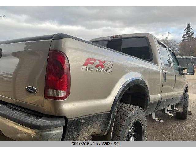 1FTWW31P45EA45927 2005 FORD F350 photo no. 3