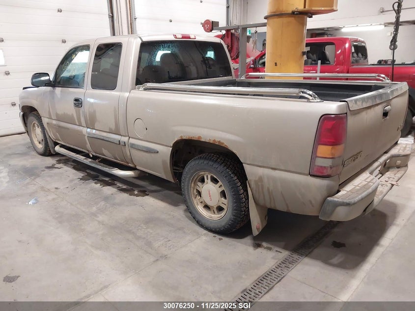 2GTEC19V421392263 2002 GMC  photo no. 3