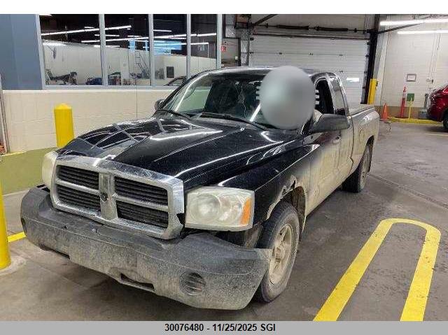 1D7HE22K05S155874 2005 DODGE DAKOTA photo no. 2