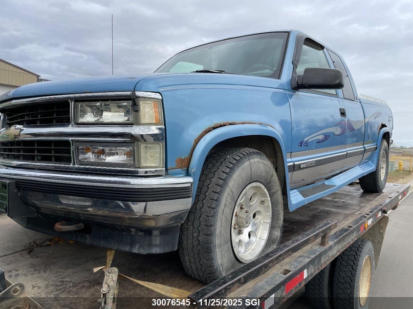 2GTEK19R7T1561912 1996 GMC SIERRA photo no. 2