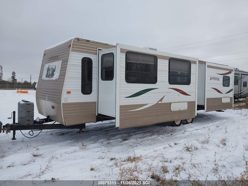 521BT3625CP015621 2012   photo no. 2