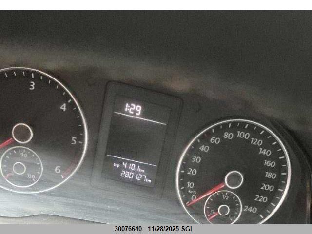 2010 Volkswagen Jetta Tdi VIN: 3VWJL8AJXAM006305 Lot: 30076640