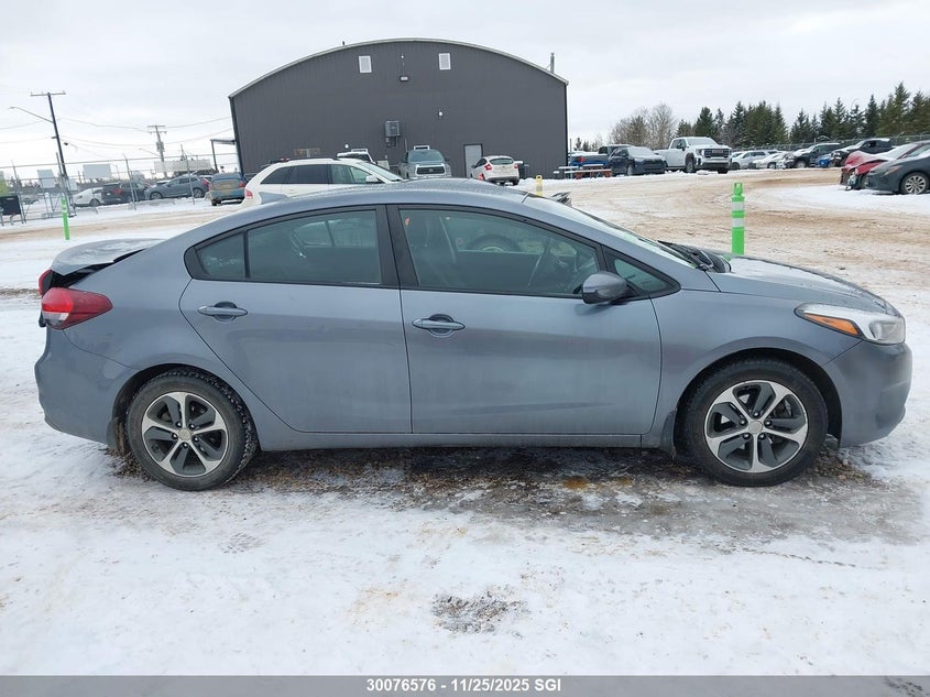 2018 Kia Forte Lx/S VIN: 3KPFL4A72JE225355 Lot: 30076576