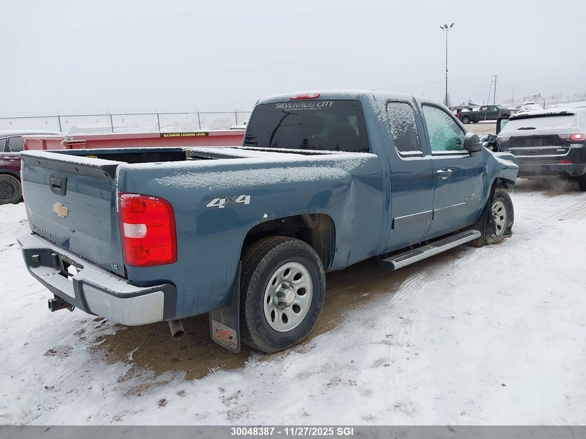 1GCRKREA2DZ131682 2013 CHEVROLET SILVERADO photo no. 4