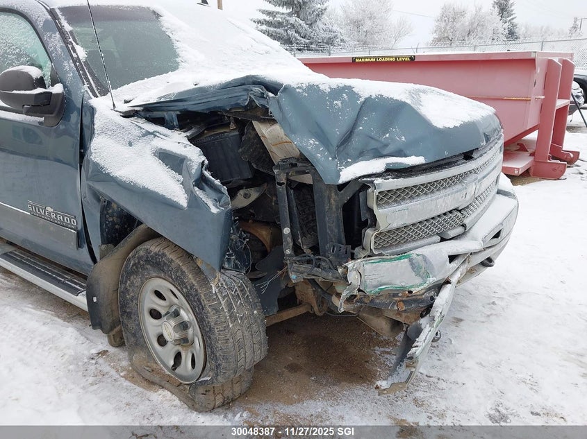 2013 Chevrolet Silverado 1500 VIN: 1GCRKREA2DZ131682 Lot: 30048387