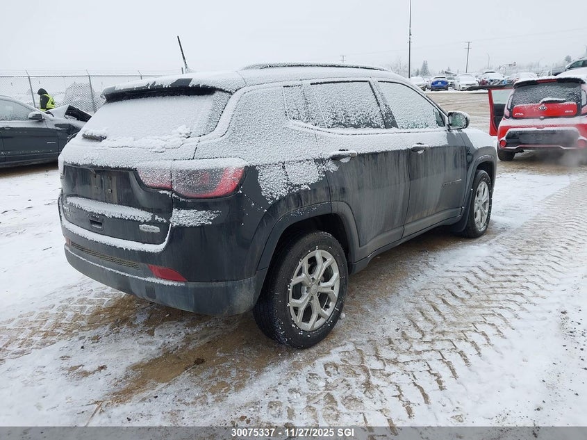 3C4NJDBN9RT171008 2024 JEEP COMPASS photo no. 4