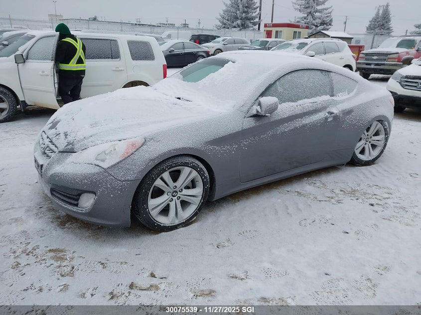 KMHHT6KD8AU032696 2010 HYUNDAI GENESIS COUPE photo no. 2