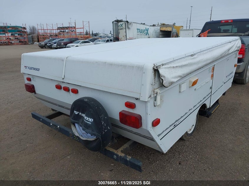 4CS656E1367286305 2006   photo no. 4