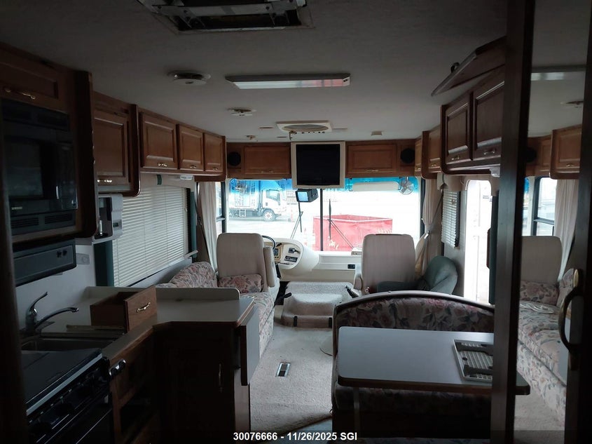 1997 Ford F530 Super Duty VIN: 3FCMF53G1VJA26991 Lot: 30076666