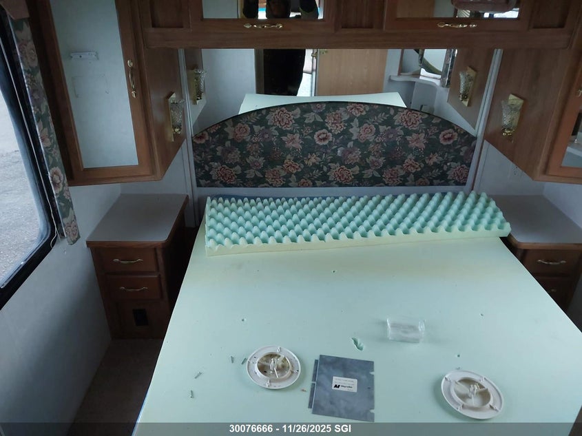 1997 Ford F530 Super Duty VIN: 3FCMF53G1VJA26991 Lot: 30076666