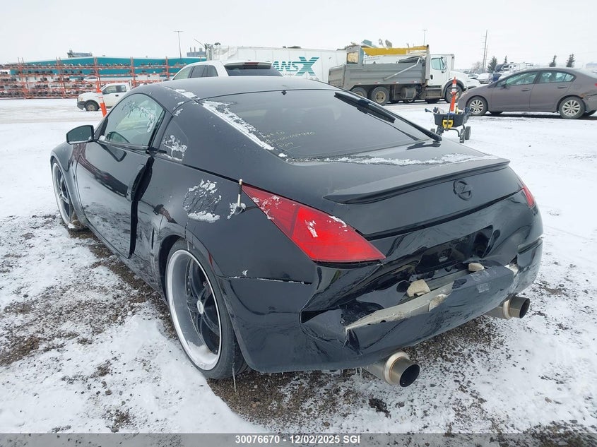 JN1AZ34E85M653910 2005 NISSAN 350Z photo no. 3