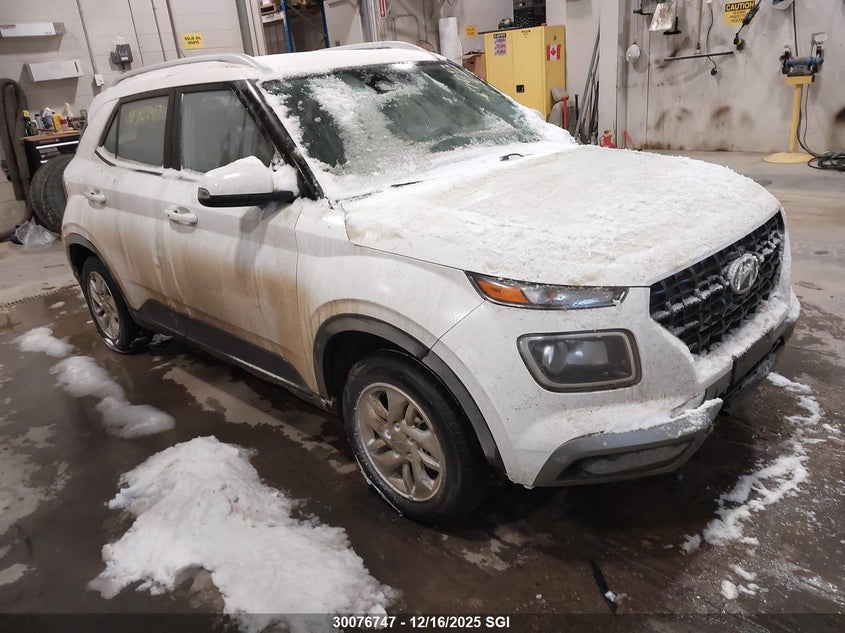 KMHRC8A32PU253289 2023 Hyundai Venue Sel/Limited auction photo 1