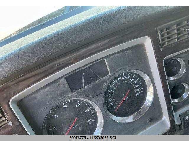 1XKWDP0X5FJ971491 2015   photo no. 9