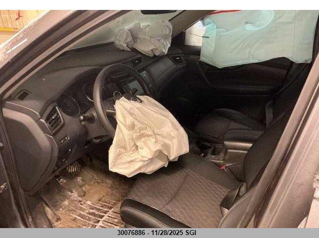 5N1AT2MVXJC832695 2018 NISSAN ROGUE photo no. 5
