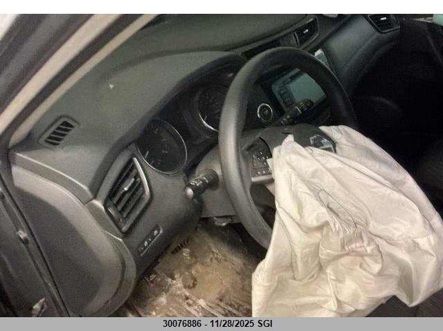 2018 Nissan Rogue Sv/Sl VIN: 5N1AT2MVXJC832695 Lot: 30076886