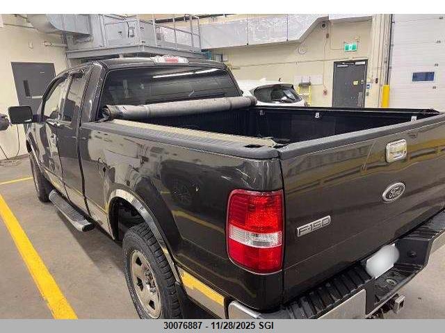 1FTPX14505NB14211 2005 FORD F-150 photo no. 3