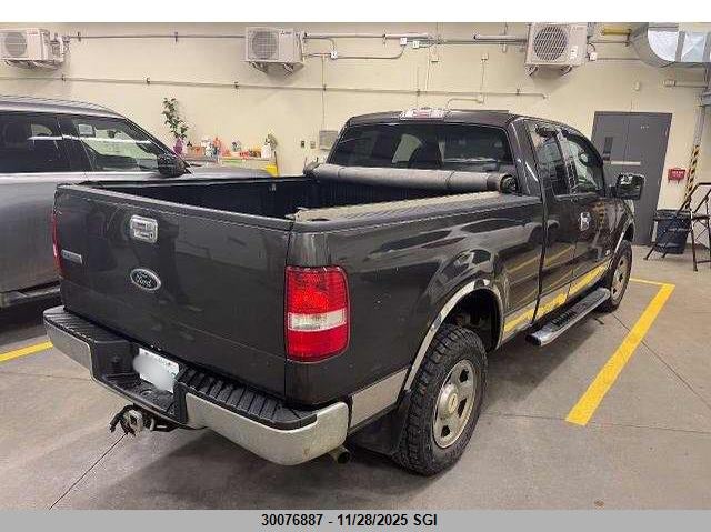 1FTPX14505NB14211 2005 FORD F-150 photo no. 4