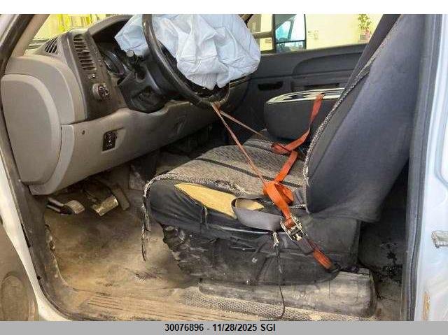 2013 GMC Sierra K2500 Heavy Duty VIN: 1GT12ZCG2DF109381 Lot: 30076896