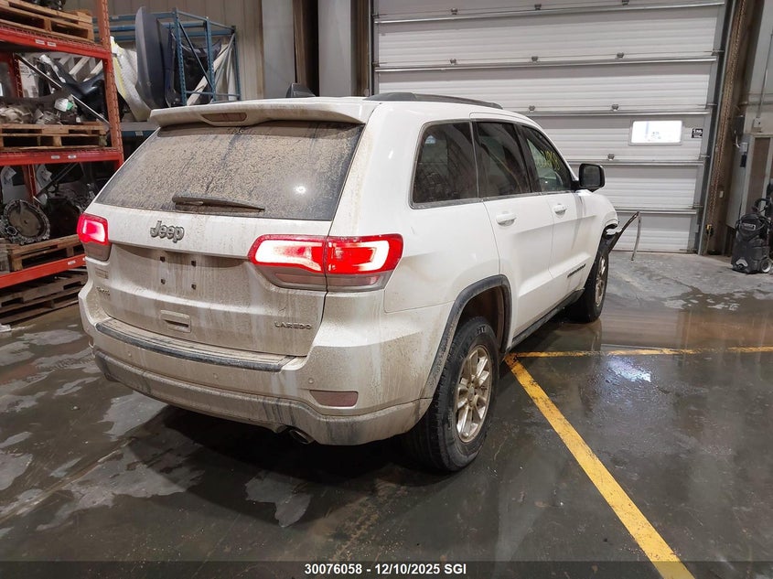 1C4RJFAG0JC432395 2018 JEEP GRAND CHEROKEE photo no. 4