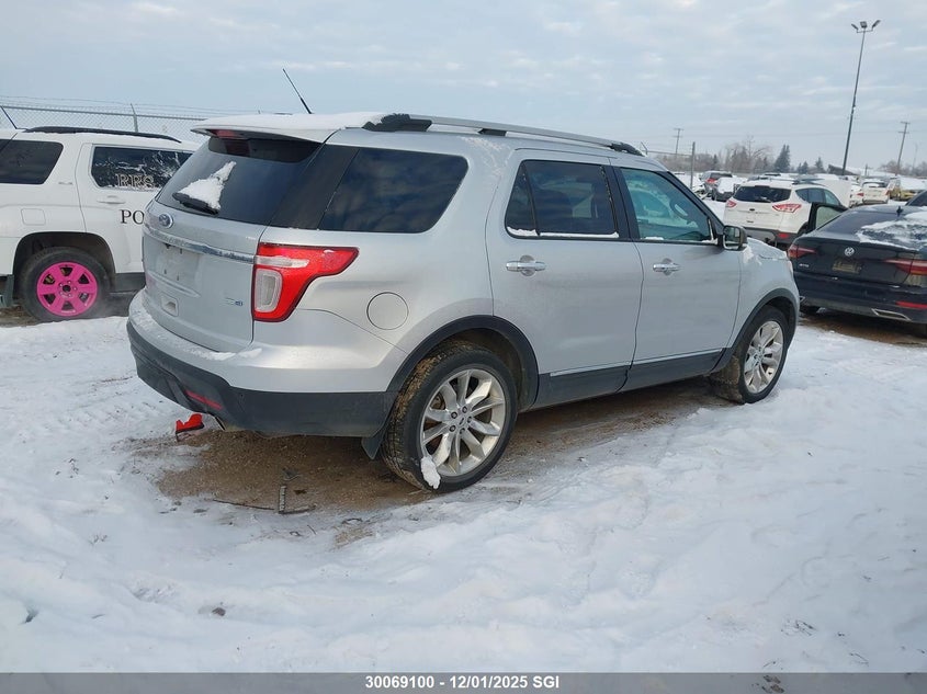 1FM5K8D84DGC88046 2013 FORD EXPLORER photo no. 4