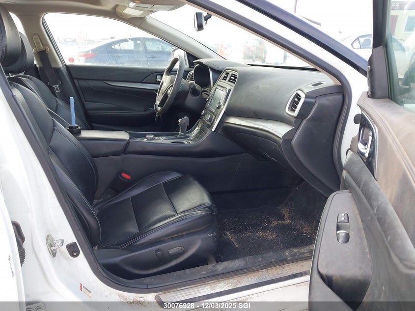 1N4AA6AP7HC437820 2017 NISSAN MAXIMA photo no. 5