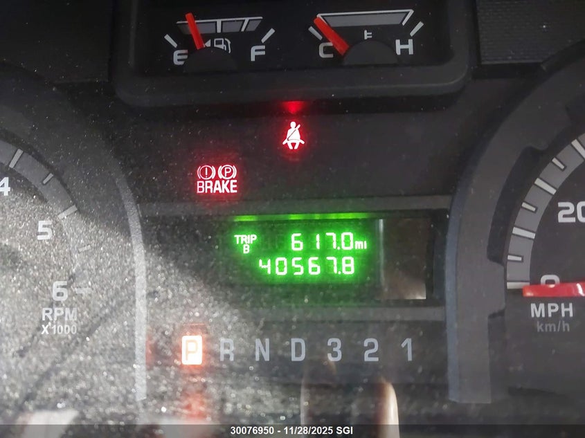 2010 Ford Econoline E450 Super Duty Cutwy Van VIN: 1FDXE4FS2ADA45219 Lot: 30076950