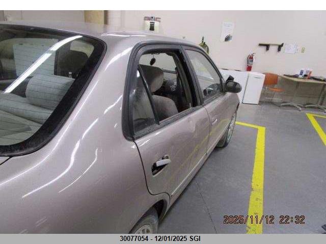 2T1BR12EXYC788459 2000 TOYOTA COROLLA photo no. 11