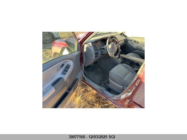 2CNBJ13CX36919741 2003 CHEVROLET TRACKER photo no. 5