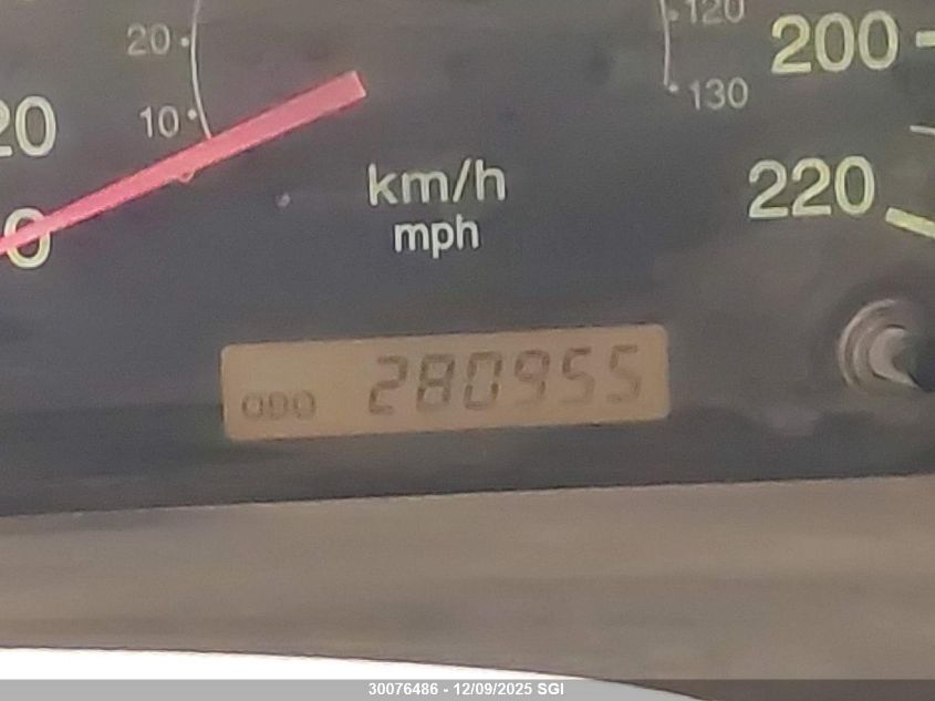 2002 Hyundai Elantra Gls/Gt VIN: KMHDN45D02U329794 Lot: 30076486