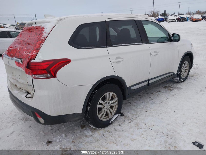 JA4AZ2A37HZ605780 2017 MITSUBISHI OUTLANDER photo no. 4