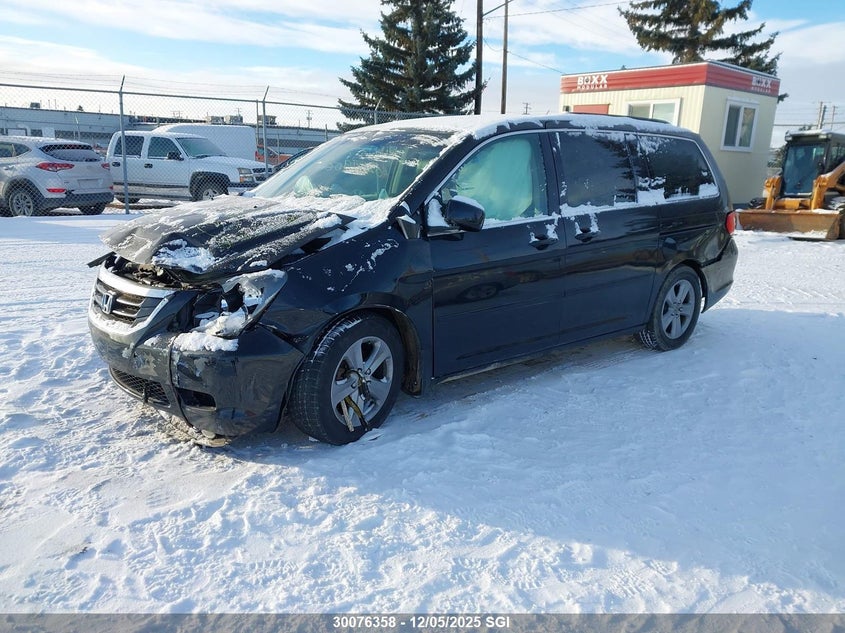 5FNRL3H86AB502282 2010 HONDA ODYSSEY photo no. 2