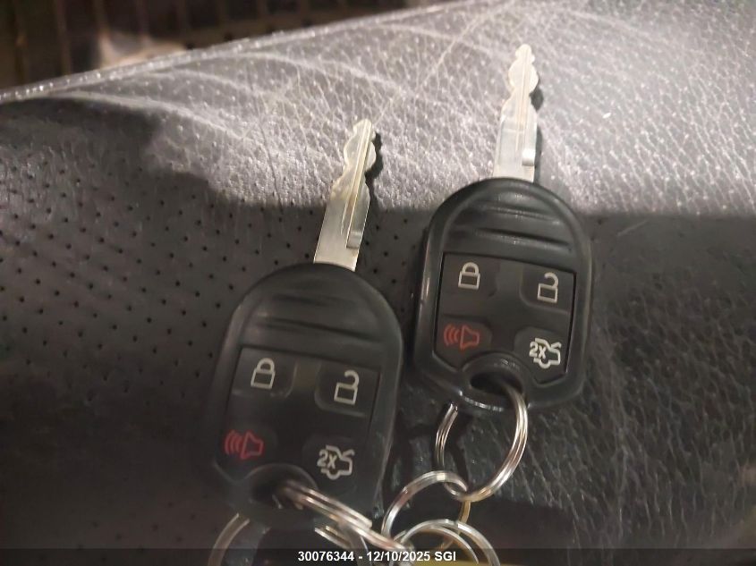 2013 Ford Expedition Limited VIN: 1FMJU2A54DEF33911 Lot: 30076344