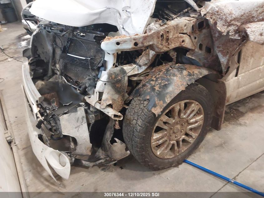 2013 Ford Expedition Limited VIN: 1FMJU2A54DEF33911 Lot: 30076344