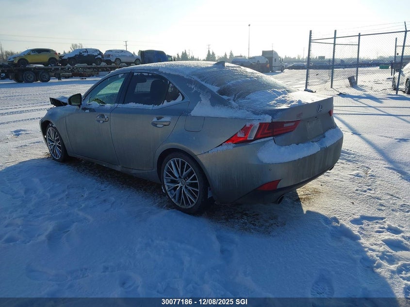 JTHCM1D2XG5010744 2016 LEXUS IS photo no. 3