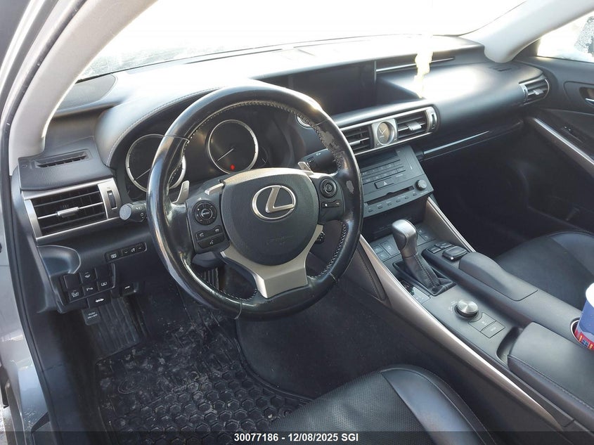 JTHCM1D2XG5010744 2016 LEXUS IS photo no. 5