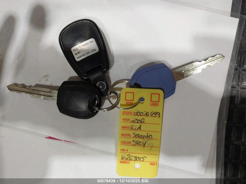 2006 Kia Sorento Ex/Lx VIN: KNDJC733565518188 Lot: 30076439