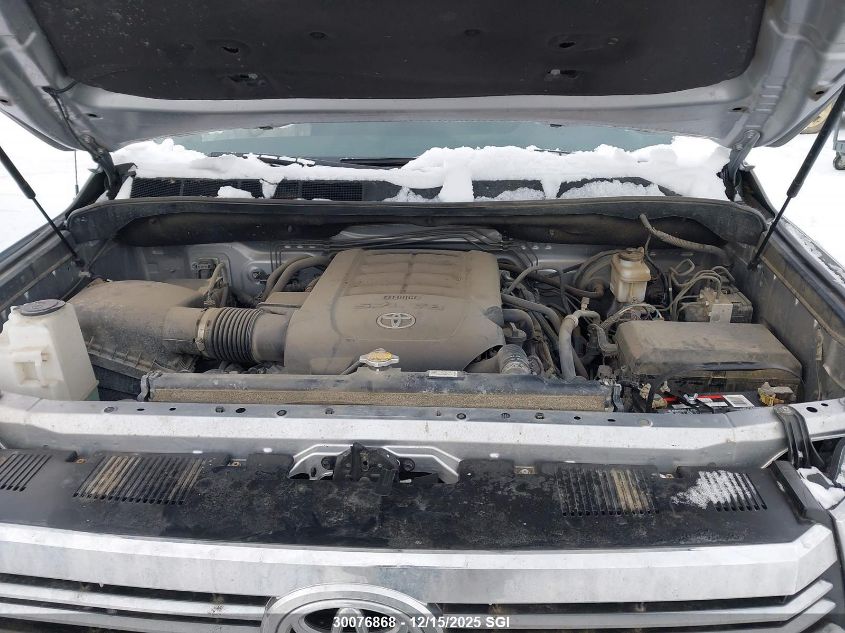 2017 Toyota Tundra Crewmax Sr5/Trd Pro VIN: 5TFDY5F18HX660135 Lot: 30076868