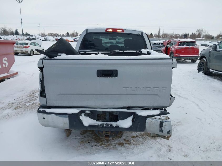 2017 Toyota Tundra Crewmax Sr5/Trd Pro VIN: 5TFDY5F18HX660135 Lot: 30076868